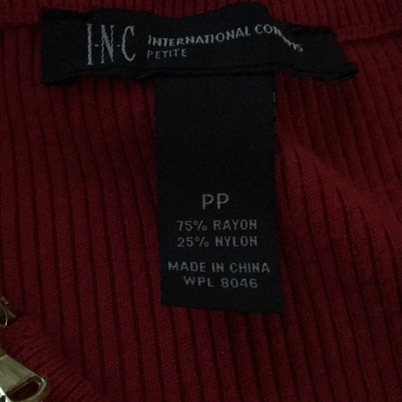 A comfy and stylish long sleeve - Picture 4 of 4